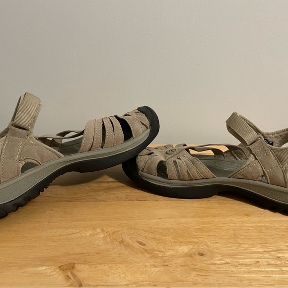 KEEN Rose Womens 8 Beige Suede Strappy Outdoors Hiking Sport Sandals Shoes - Picture 5 of 8